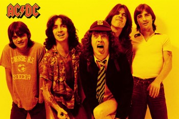 012. Постер: AC/DC на желтом фоне