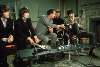 034. Постер: The Beatles на пресс конференции