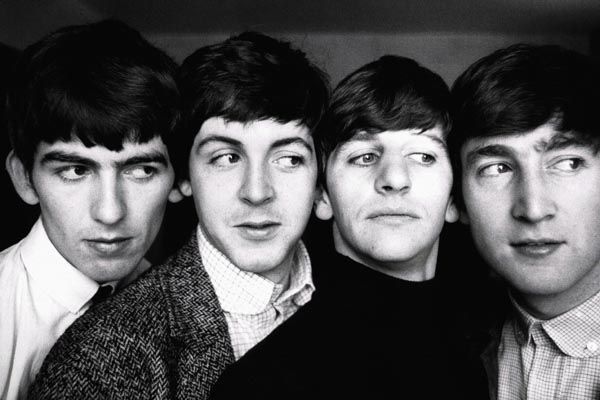 064. Постер: The Beatles перед шоу