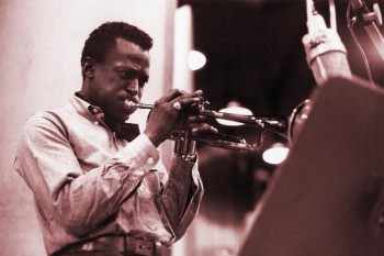 129. Постер: Miles Davis - лидер мирового джаза