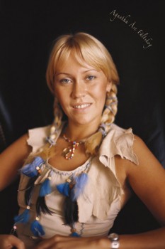 159-2. Постер: Вокалистка группы ABBA Agnethę Fältskog