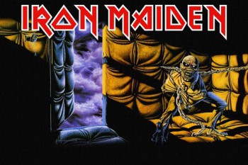 208. постер к одному из альбомов Iron Maiden