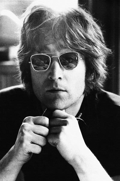 270. Постер: John Lennon - один из основателей и участник группы the Beatles