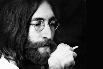 274-2. Постер: John Lennon с сигаретой