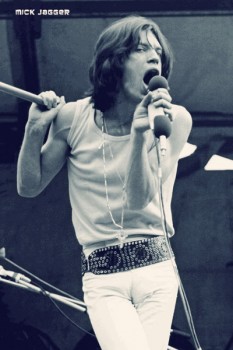 383. Постер: Вокалист Mick Jagger во время своего выступления в составе группы Rolling Stones