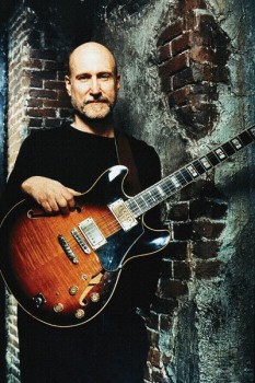 397. Постер: John Scofield - настоящий виртуоз гитары в стилях jazz fusion, funk, blues, soul